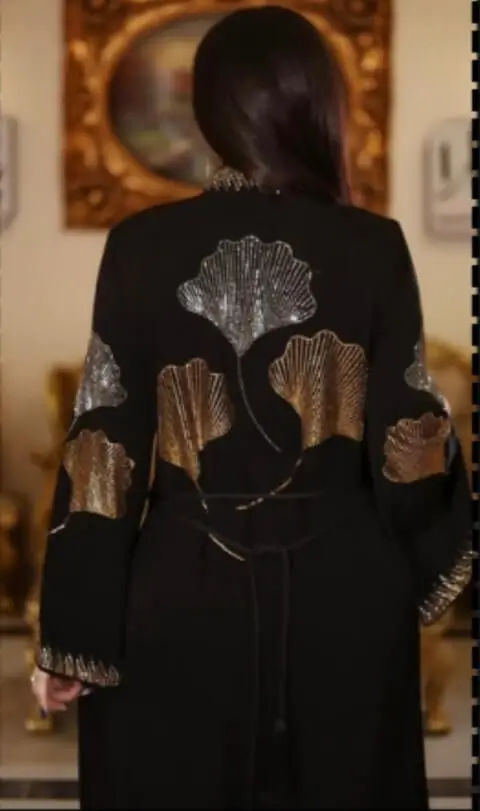 Stone There Part Zipper Burka. - Image 3